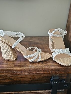 NWOT ShuShop White Braided Strap Woven Block Heels Size 9